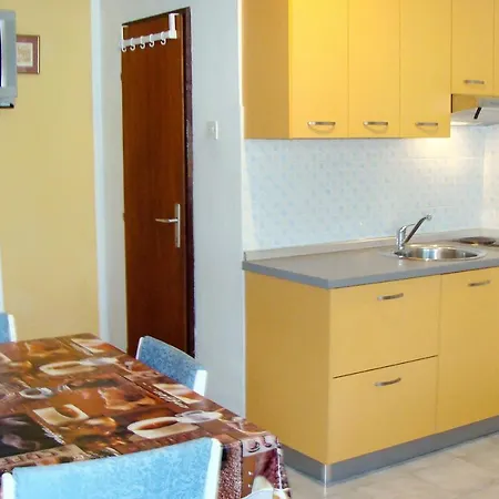 Apartment Apartments By The Sea Sukosan, Zadar - 5819